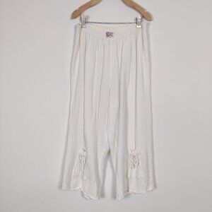 Oh My Gauze! White Cropped Gauze Pants